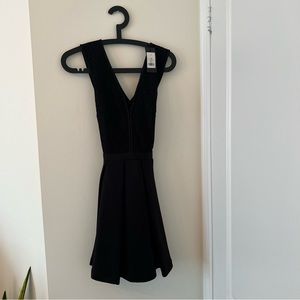 Black womens XS evening dress new with tags perfect condition